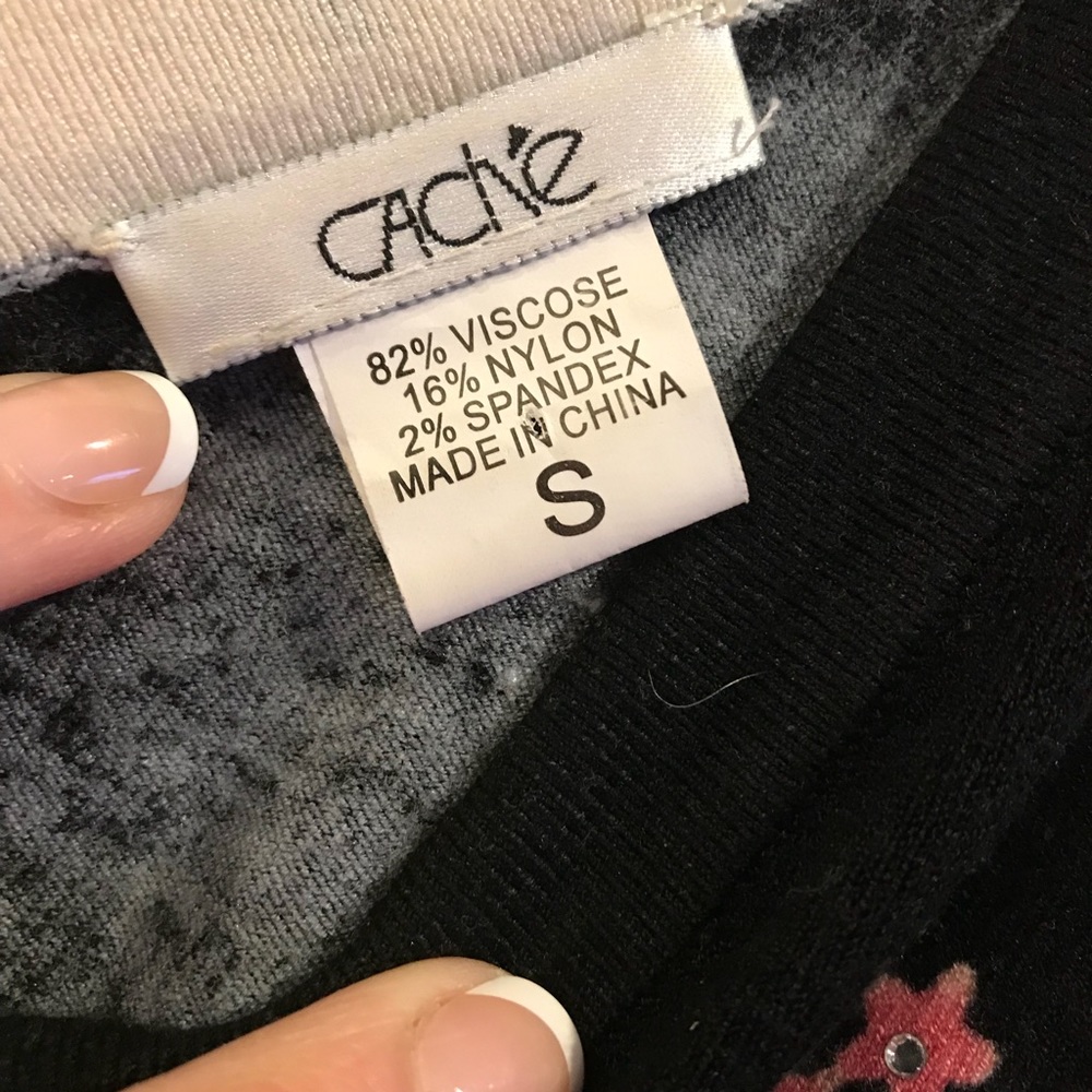 Cache Floral Top - Picture 4 of 4